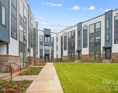 411 Charles Avenue - Photo Thumbnail 28