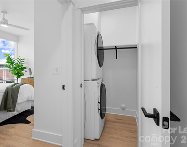 411 Charles Avenue - Photo Thumbnail 19