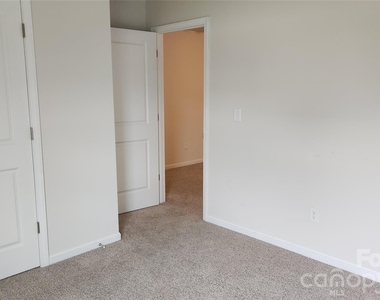 14320 Moss Road - Photo Thumbnail 12