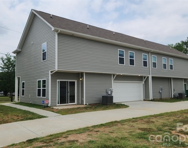 14320 Moss Road - Photo Thumbnail 2