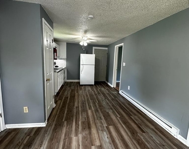 435 Davis Street - Photo Thumbnail 16