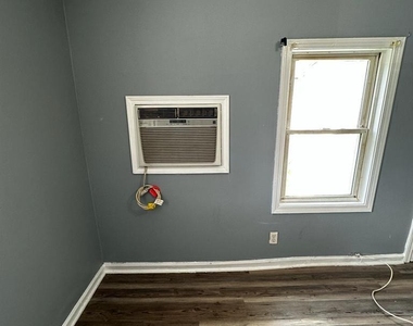 435 Davis Street - Photo Thumbnail 20