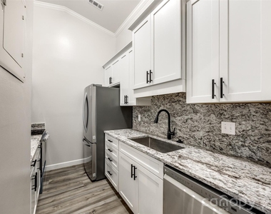 4158 Charlotte Highway - Photo Thumbnail 9