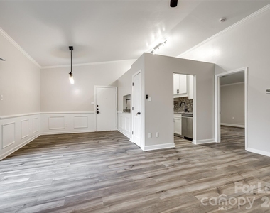 4158 Charlotte Highway - Photo Thumbnail 6