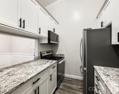 4158 Charlotte Highway - Photo Thumbnail 10