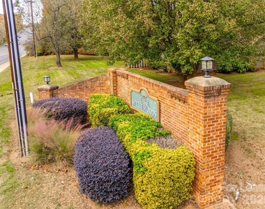 4158 Charlotte Highway - Photo Thumbnail 22
