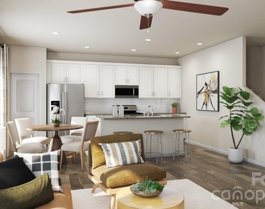 525 Wayforth Road Nw - Photo Thumbnail 12