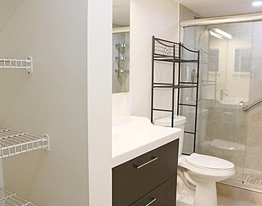 230 Ne 26th Avenue - Photo Thumbnail 5