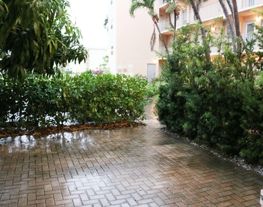 230 Ne 26th Avenue - Photo Thumbnail 13