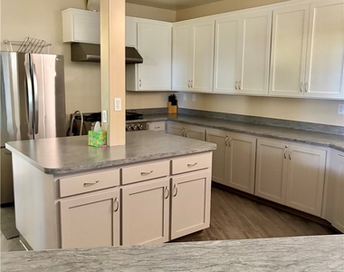 1521 W Westmont - Photo Thumbnail 29
