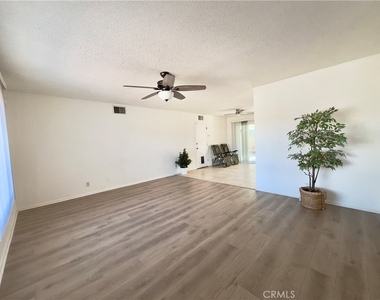 1521 W Westmont - Photo Thumbnail 1