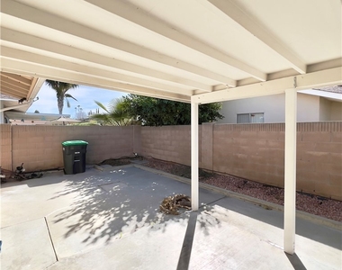 1521 W Westmont - Photo Thumbnail 21