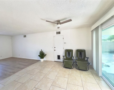 1521 W Westmont - Photo Thumbnail 6