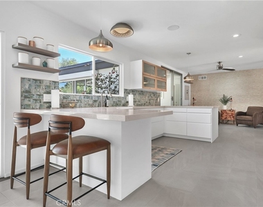 71620 Halgar Road - Photo Thumbnail 14