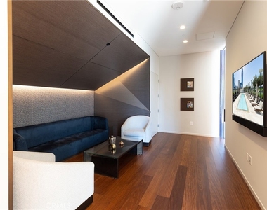 889 Francisco Street - Photo Thumbnail 35