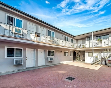 6735 Elmer - Photo Thumbnail 13