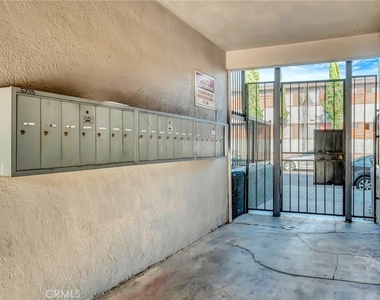 6735 Elmer - Photo Thumbnail 12