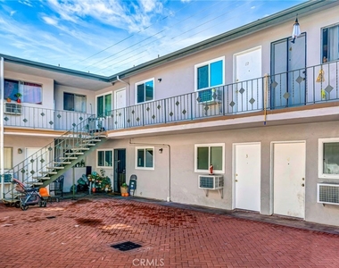 6735 Elmer - Photo Thumbnail 10