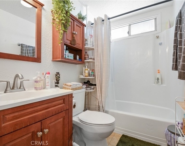 410 S Orange Avenue S - Photo Thumbnail 5