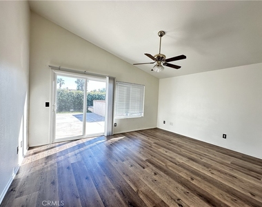 22841 Brompton - Photo Thumbnail 15