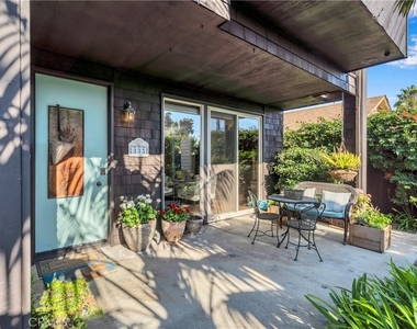 335 Cypress Drive - Photo Thumbnail 11