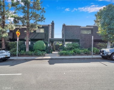 335 Cypress Drive - Photo Thumbnail 12