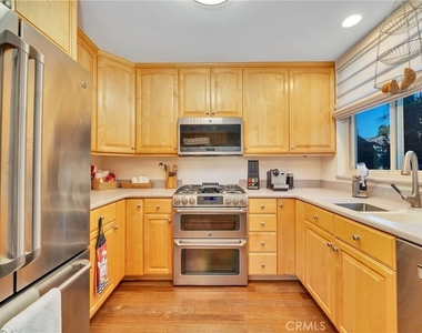 335 Cypress Drive - Photo Thumbnail 2