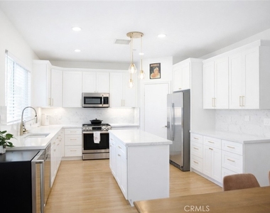 4689 Brookmore Court - Photo Thumbnail 2