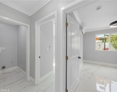 12943 Bess Avenue - Photo Thumbnail 4