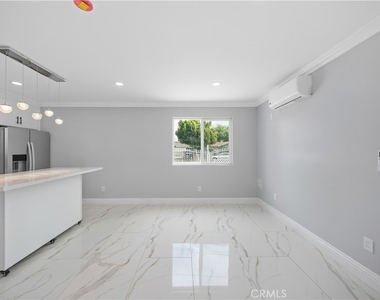 12943 Bess Avenue - Photo Thumbnail 7