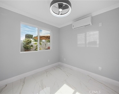 12943 Bess Avenue - Photo Thumbnail 5