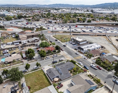 12943 Bess Avenue - Photo Thumbnail 31