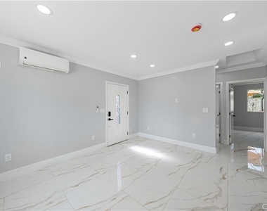 12943 Bess Avenue - Photo Thumbnail 14