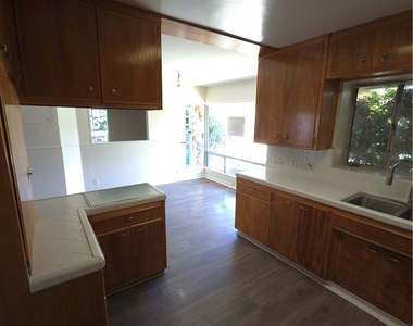 1508 Magnolia - Photo Thumbnail 24