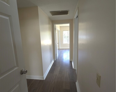 1508 Magnolia - Photo Thumbnail 47
