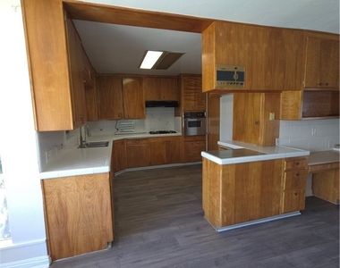 1508 Magnolia - Photo Thumbnail 22