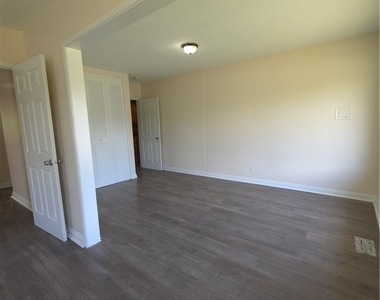 1508 Magnolia - Photo Thumbnail 34