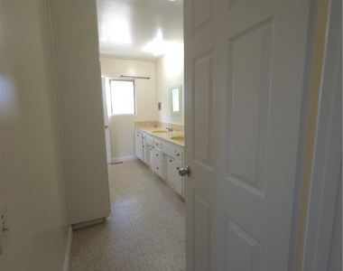 1508 Magnolia - Photo Thumbnail 42