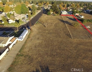 1508 Magnolia - Photo Thumbnail 4