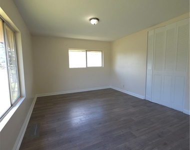 1508 Magnolia - Photo Thumbnail 33