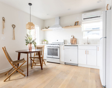 3615 Bellevue Avenue - Photo Thumbnail 2