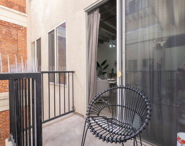 312 W 5th Street - Photo Thumbnail 15