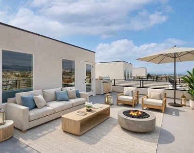 525 N Normandie Avenue - Photo Thumbnail 8