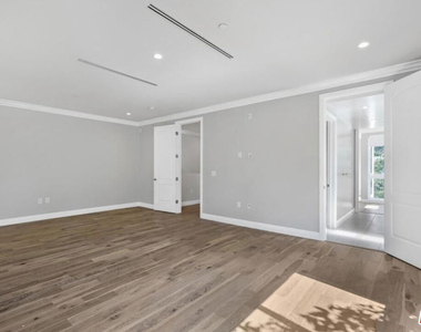 1283 Havenhurst Drive - Photo Thumbnail 22