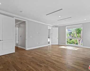 1283 Havenhurst Drive - Photo Thumbnail 18