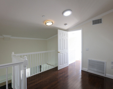 1171 Franklin Street - Photo Thumbnail 20