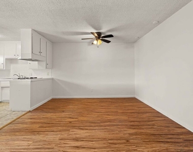 15540 Moorpark Street - Photo Thumbnail 2