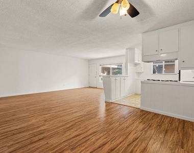 15540 Moorpark Street - Photo Thumbnail 1