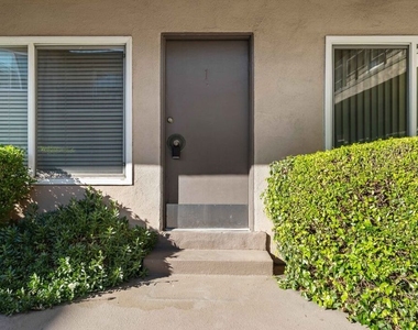 15540 Moorpark Street - Photo Thumbnail 13