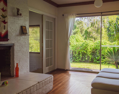 1070 Norumbega Drive - Photo Thumbnail 18